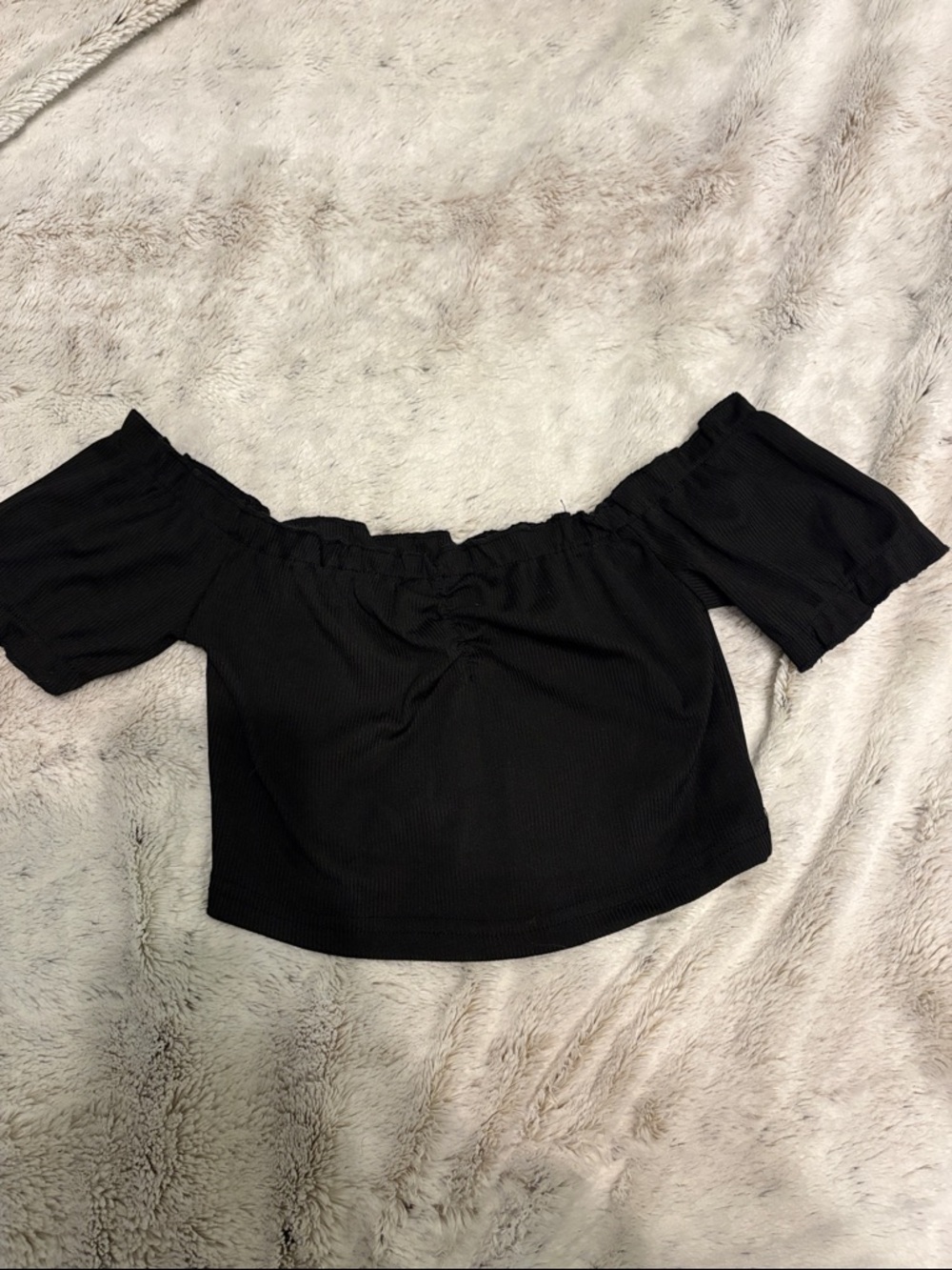 SHEIN Black Off-Shoulder Ribbed Crop Top